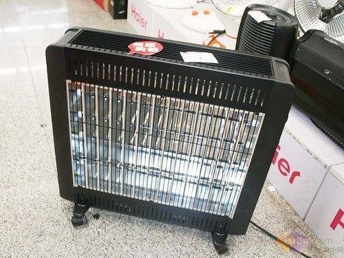 2010日式新品 海尔电暖器HF1007上市