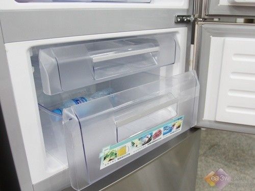 海信新品冰箱 三门节能设计受关注