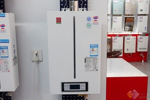 超低NOx排放 樱花燃气热水器SCH-16E93