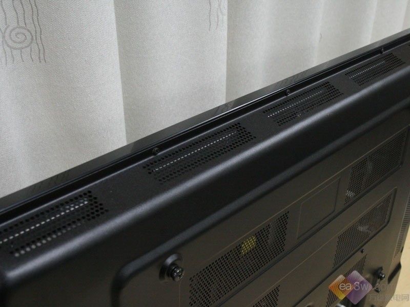 视频 长虹/长虹818系等离子电视的接口功能丰富，有双USB、双HDMI、双...
