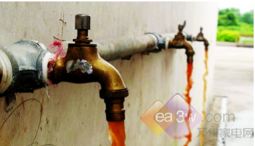 淡定应对水质危机  美的净水机全面过滤有害物 