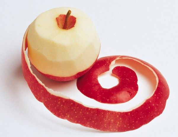 吃苹果究竟应不应该削皮 吃苹果注意事项