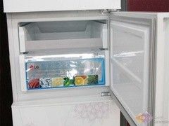 LG三门冰箱4000元  动感冰箱抱回家！