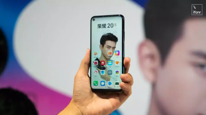 科技早闻：荣耀 20S 系列手机发布，Facebook用户电话号码数据库曝光