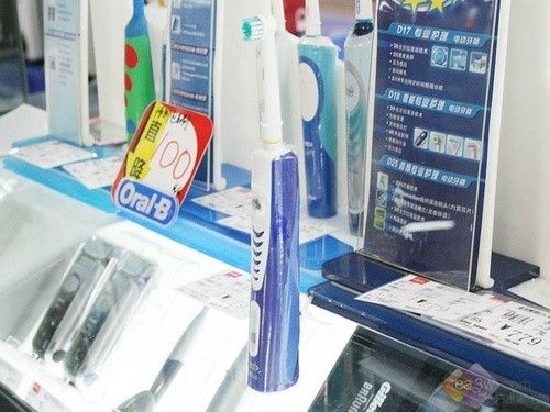牙刷也要3D的？ 博朗电动牙刷D19523