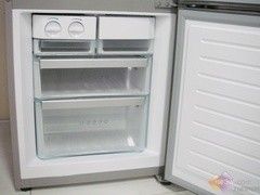 海尔直降1400元 三门冰箱的实惠选择