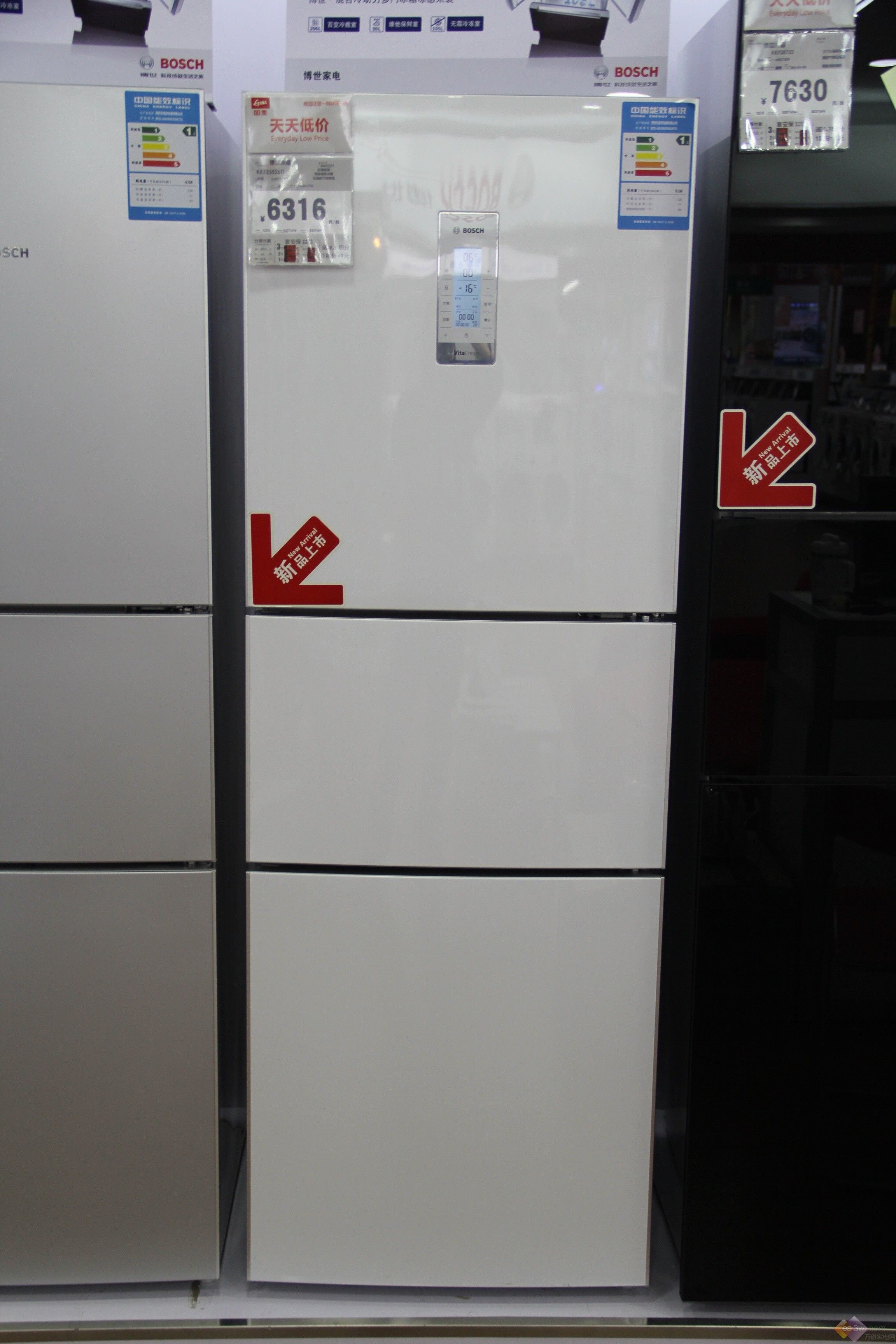 博世嵌入式冰箱(冷藏冷冻组合) KIS87AF32C