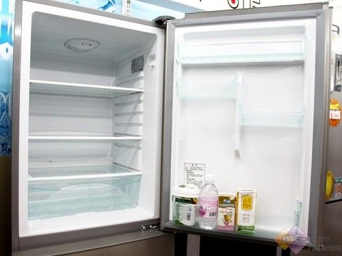 自动低温补偿功能 海尔两门冰箱低价卖